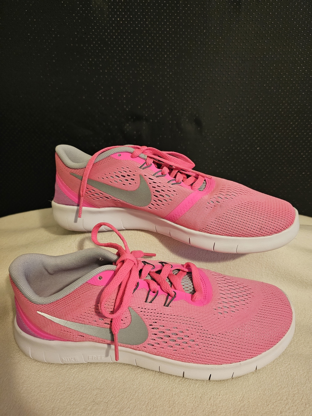EXELLENT! NIKE FREE  Pink/Gray Athletic Running Sneakers BIG KIDS 6Y/ WOMENS 7.5